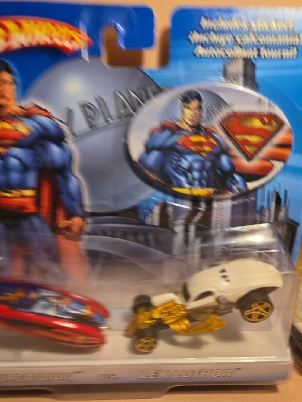 Hot Wheels Superman Twin Pack & Batman Batcycle Toy Vehicle - - Picture 4 of 8